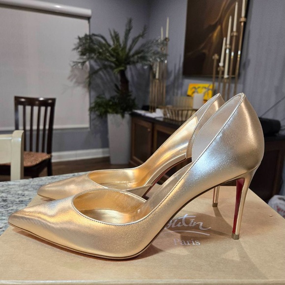NEW Christian Louboutin Iriza d’Orsay Pumps in Light Gold Size 38/85mm Heels - Picture 5 of 16